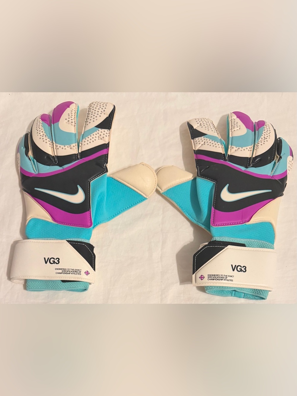 Nike Goalkeeper Vapor Grip3 Soccer Gloves Purple Teal FB2999-010 Adult Sz: 10